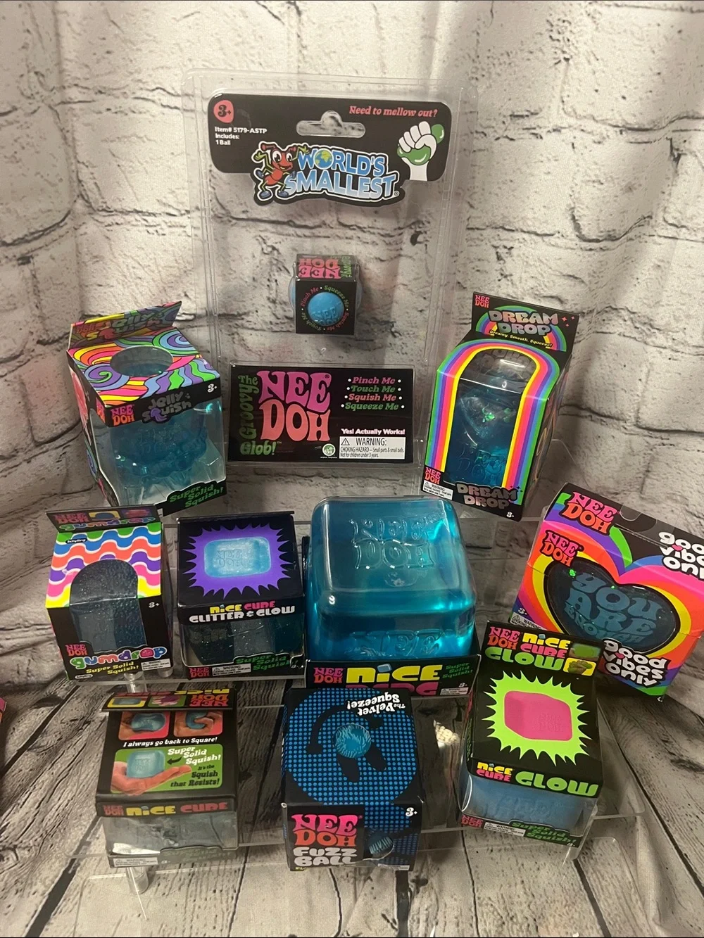 BNIB and Sealed! HUGE 10 piece NeeDoh Blue Bundle!!